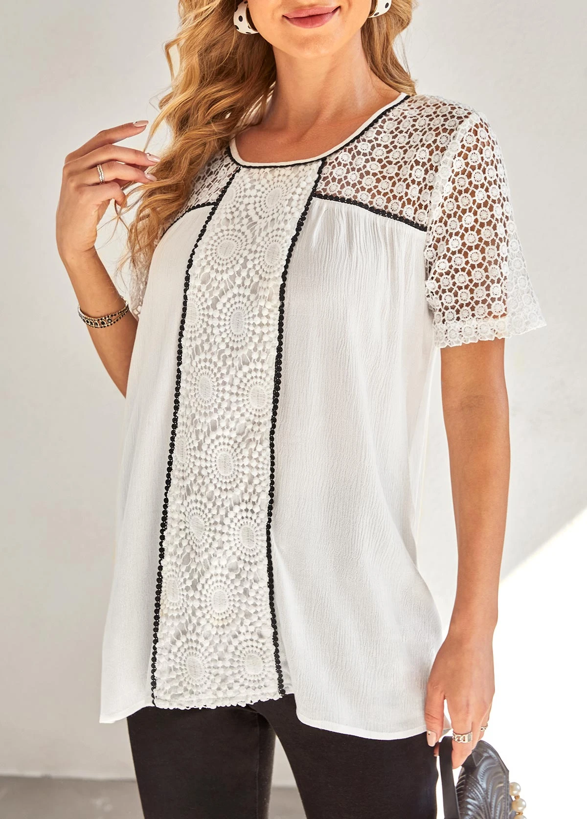 Lace Stitching White Contrast Stitch Blouse 6 Lace Stitching White Contrast Stitch Blouse - Image 4