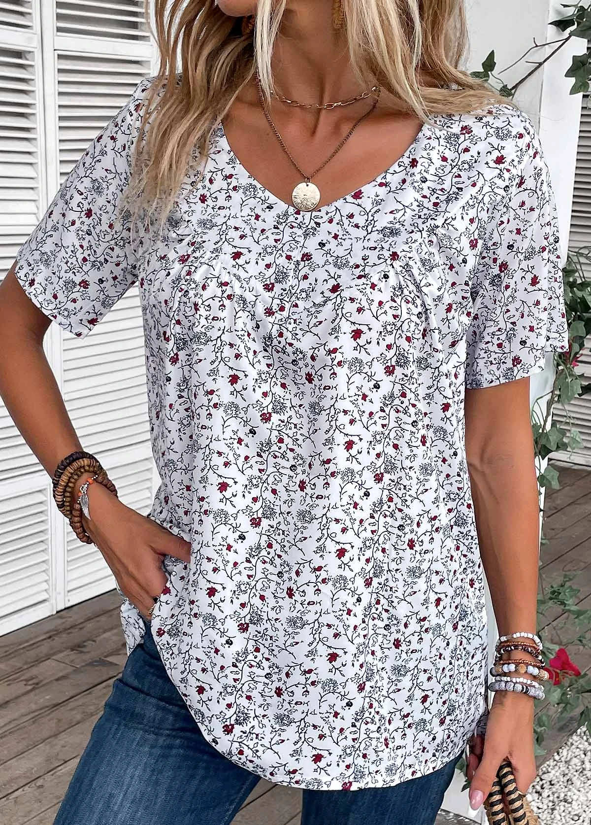 Bleaching White Ruched Ditsy Floral Print T Shirt 7 Bleaching White Ruched Ditsy Floral Print T Shirt - Image 5